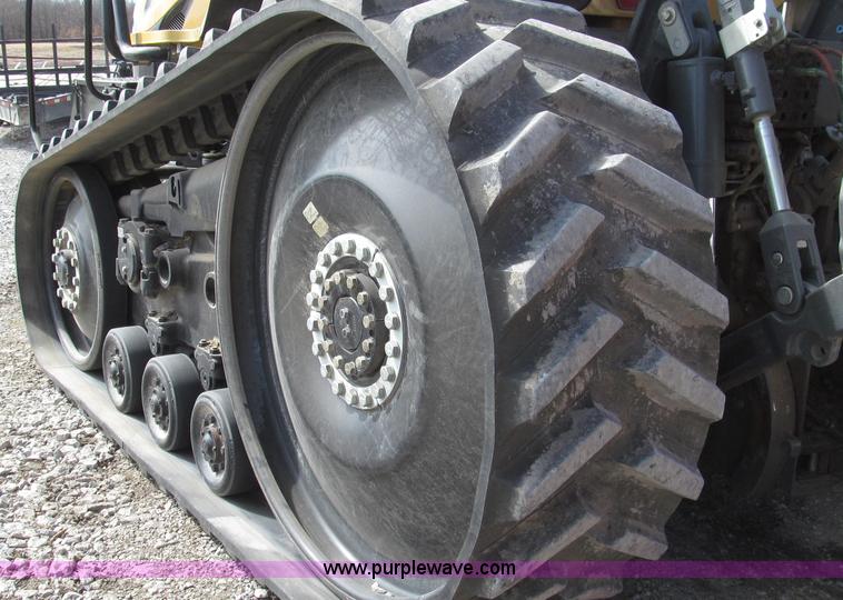 image for item G2319 2011 Caterpillar Challenger MT755C tractor