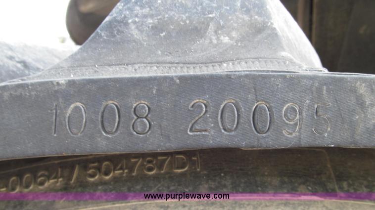 image for item G2319 2011 Caterpillar Challenger MT755C tractor