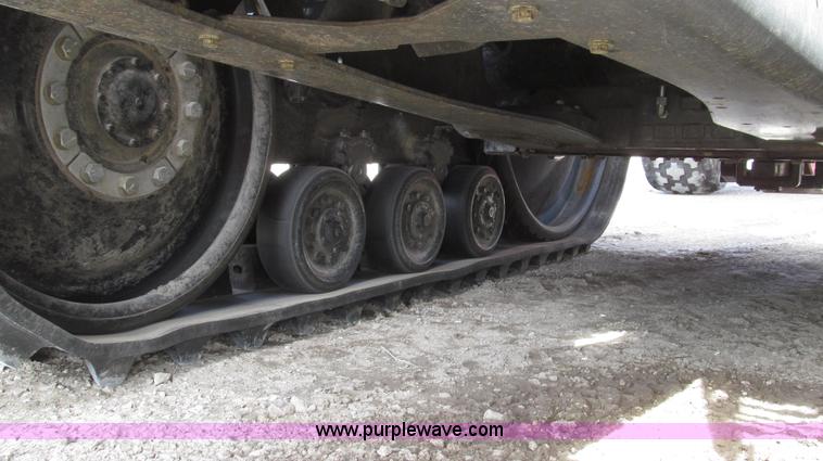 image for item G2319 2011 Caterpillar Challenger MT755C tractor