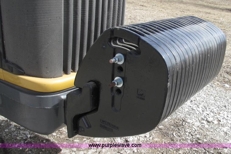 image for item G2319 2011 Caterpillar Challenger MT755C tractor