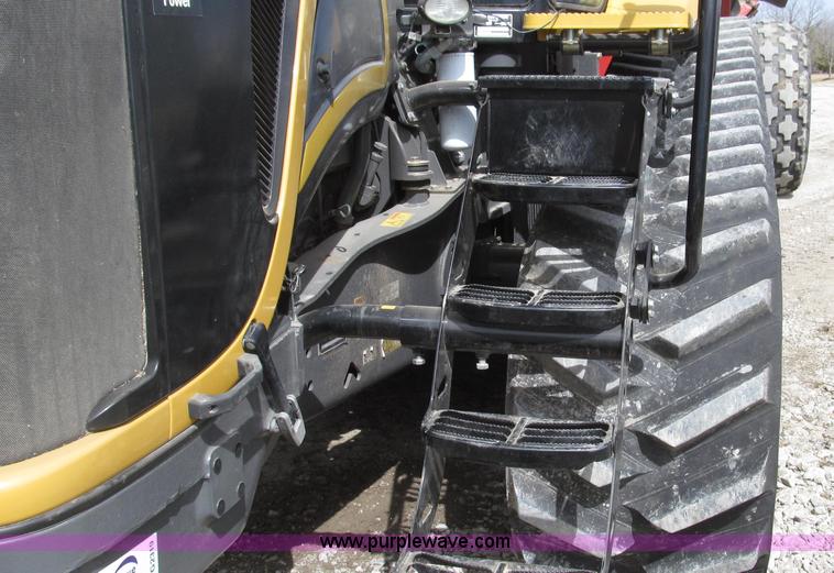 image for item G2319 2011 Caterpillar Challenger MT755C tractor