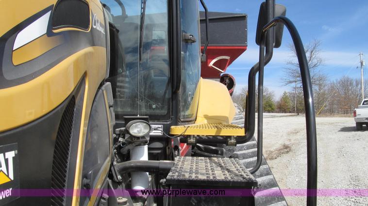 image for item G2319 2011 Caterpillar Challenger MT755C tractor