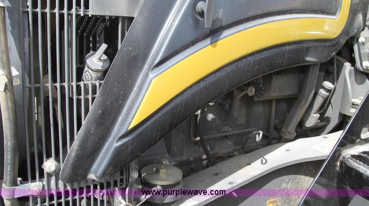 image for item G2319 2011 Caterpillar Challenger MT755C tractor