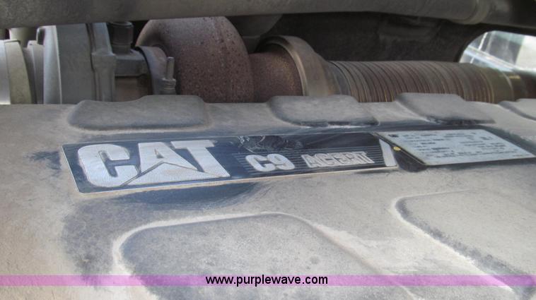 image for item G2319 2011 Caterpillar Challenger MT755C tractor