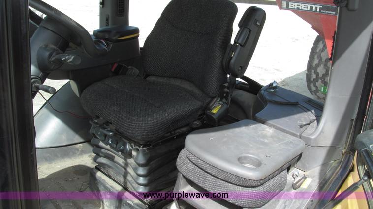 image for item G2319 2011 Caterpillar Challenger MT755C tractor