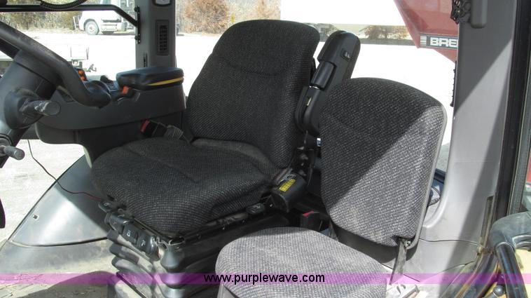 image for item G2319 2011 Caterpillar Challenger MT755C tractor