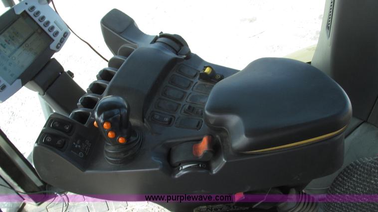 image for item G2319 2011 Caterpillar Challenger MT755C tractor