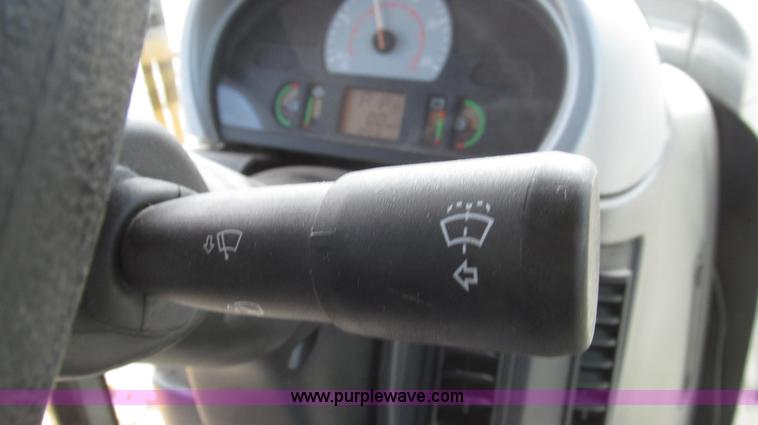 image for item G2319 2011 Caterpillar Challenger MT755C tractor