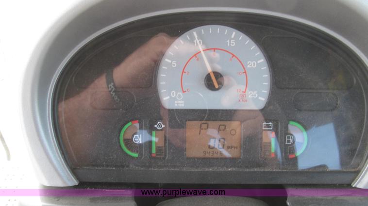 image for item G2319 2011 Caterpillar Challenger MT755C tractor