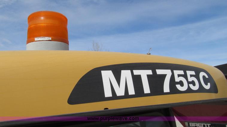 image for item G2319 2011 Caterpillar Challenger MT755C tractor