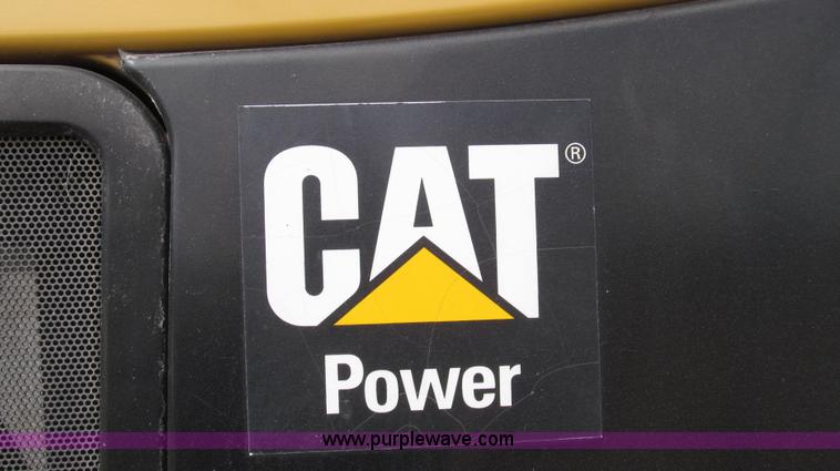 image for item G2319 2011 Caterpillar Challenger MT755C tractor