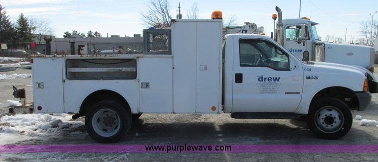 image for item G9158 1999 Ford F550 service truck