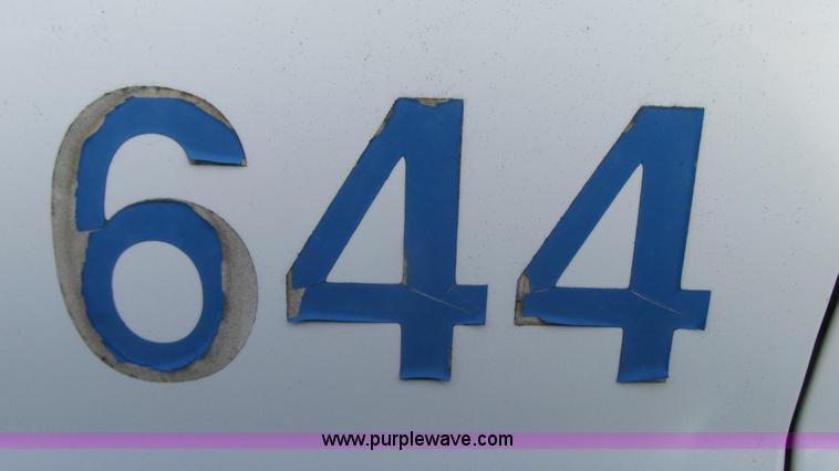 image for item G9158 1999 Ford F550 service truck