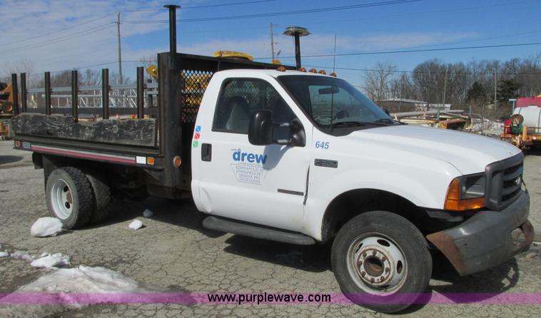 image for item G9159 1999 Ford F550 flatbed truck