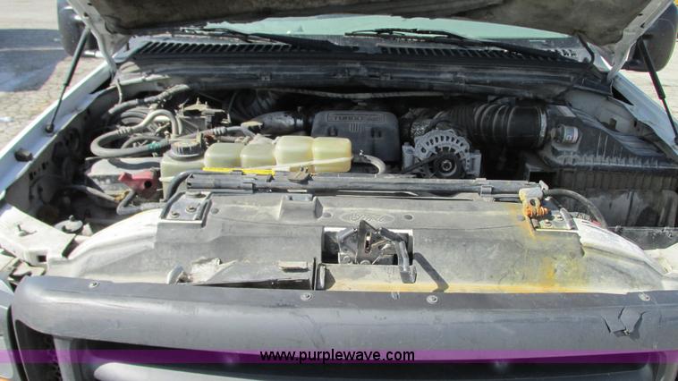 image for item G9159 1999 Ford F550 flatbed truck