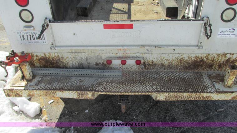 image for item G9161 2006 Ford F550 service truck