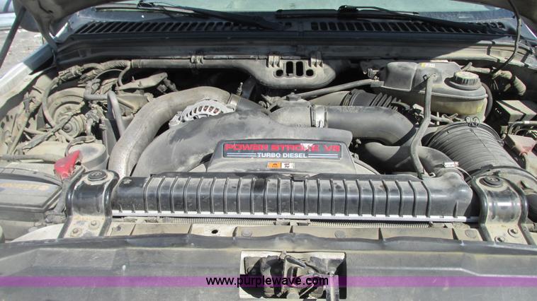 image for item G9161 2006 Ford F550 service truck