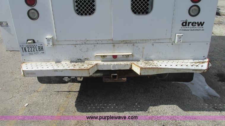 image for item G9162 2006 Ford F550 service truck