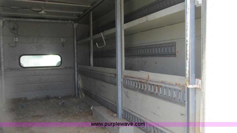 image for item G9162 2006 Ford F550 service truck