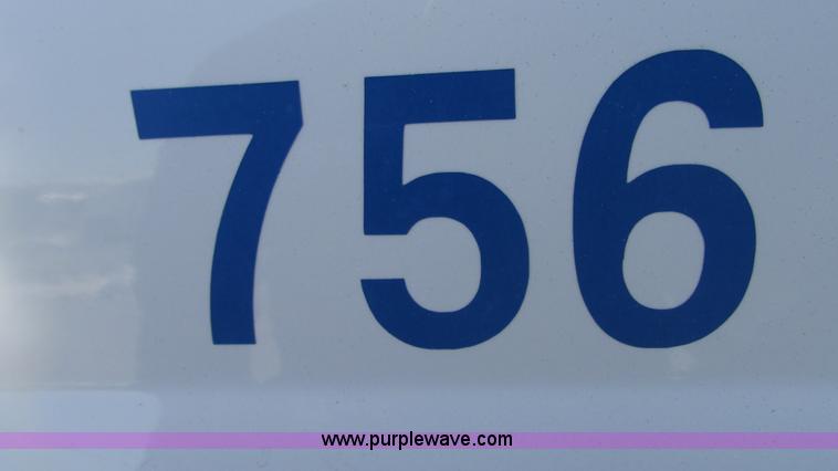 image for item G9162 2006 Ford F550 service truck