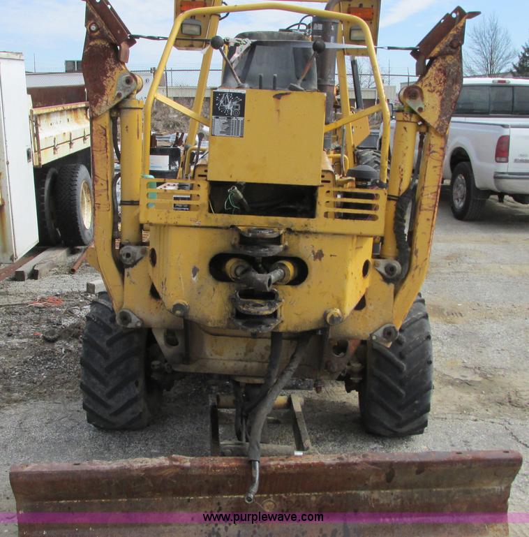 image for item G9164 Vermeer V4150A trencher
