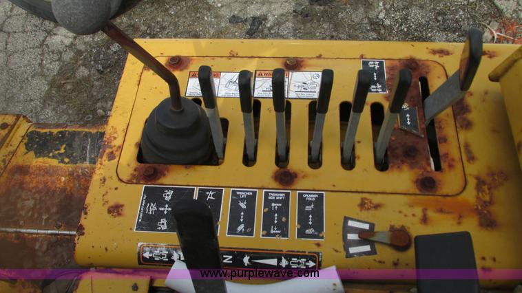 image for item G9164 Vermeer V4150A trencher