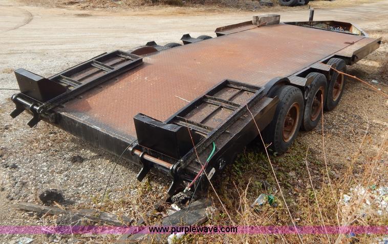 image for item G9356 1971 General 19' triple axle equipment trailer