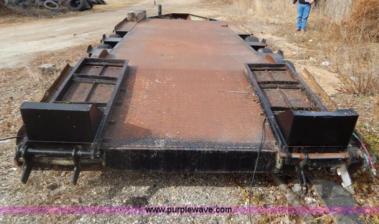 image for item G9356 1971 General 19' triple axle equipment trailer