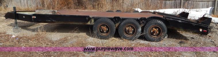 image for item G9356 1971 General 19' triple axle equipment trailer