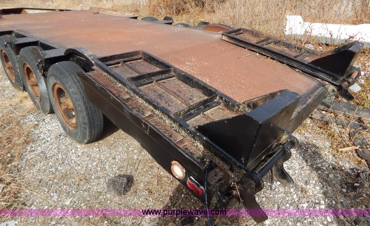 image for item G9356 1971 General 19' triple axle equipment trailer
