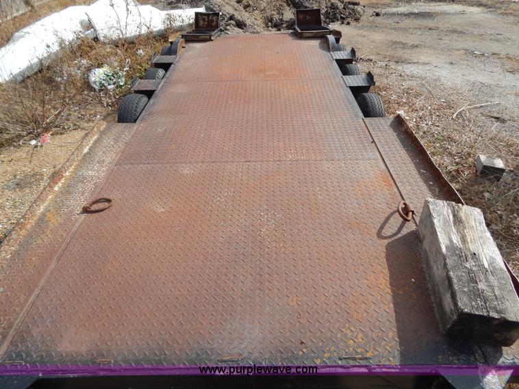 image for item G9356 1971 General 19' triple axle equipment trailer