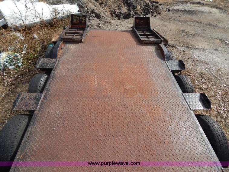 image for item G9356 1971 General 19' triple axle equipment trailer