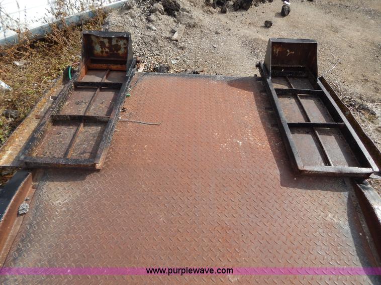 image for item G9356 1971 General 19' triple axle equipment trailer