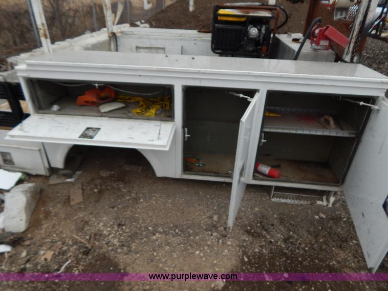 Royal utility bed in Lawrence, KS Item H1492 sold Purple Wave