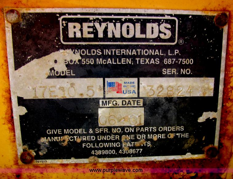 image for item H7712 2001 Reynolds 17E10.5 scraper pan