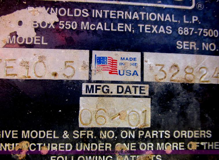 image for item H7712 2001 Reynolds 17E10.5 scraper pan