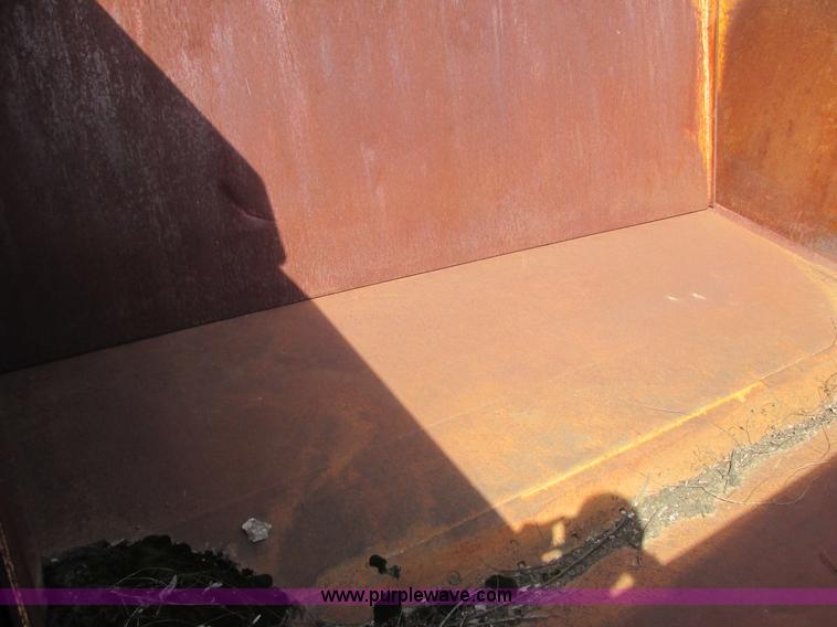 image for item H7712 2001 Reynolds 17E10.5 scraper pan