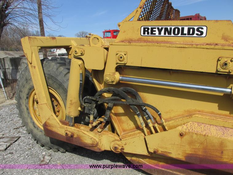 image for item H7712 2001 Reynolds 17E10.5 scraper pan