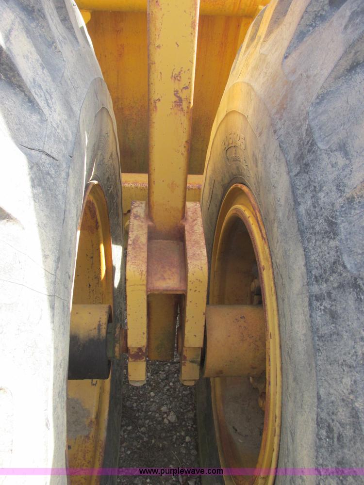 image for item H7712 2001 Reynolds 17E10.5 scraper pan