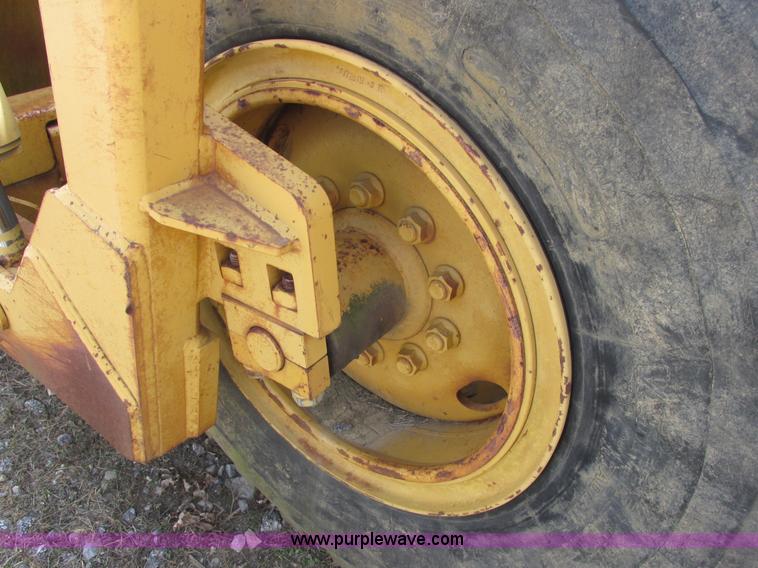 image for item H7712 2001 Reynolds 17E10.5 scraper pan