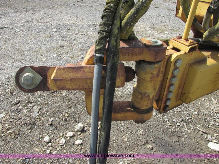 image for item H7712 2001 Reynolds 17E10.5 scraper pan