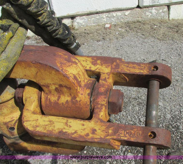 image for item H7712 2001 Reynolds 17E10.5 scraper pan