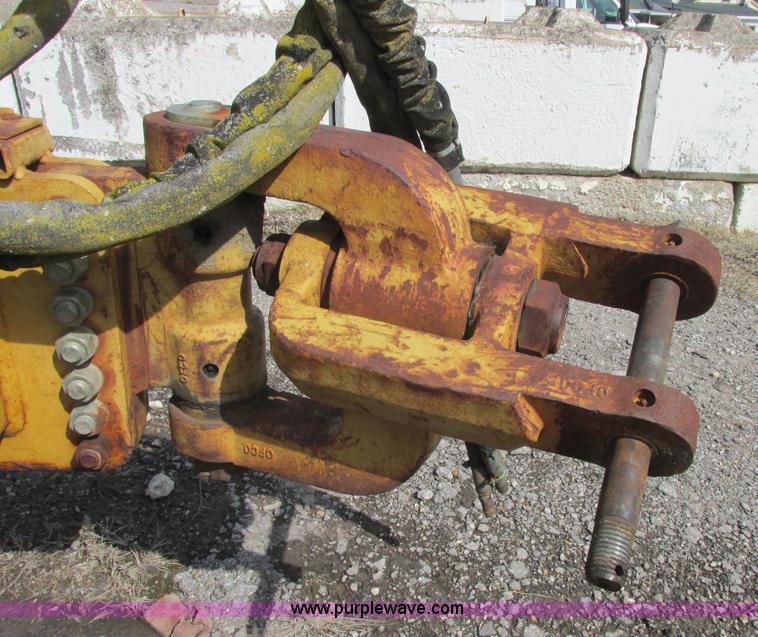 image for item H7712 2001 Reynolds 17E10.5 scraper pan