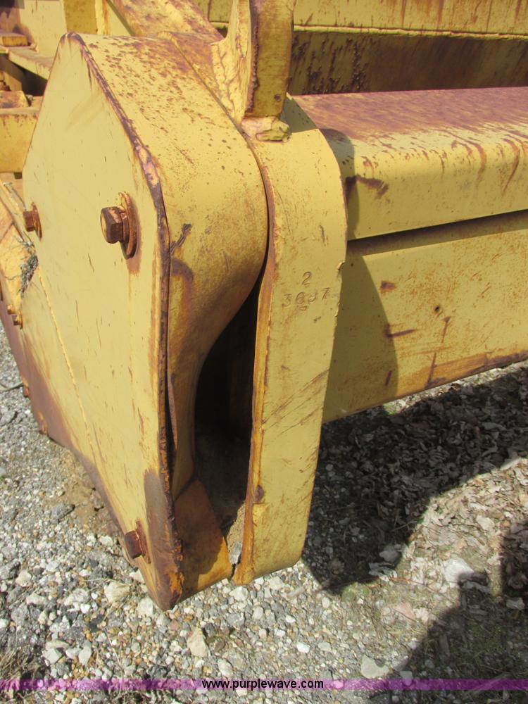 image for item H7712 2001 Reynolds 17E10.5 scraper pan