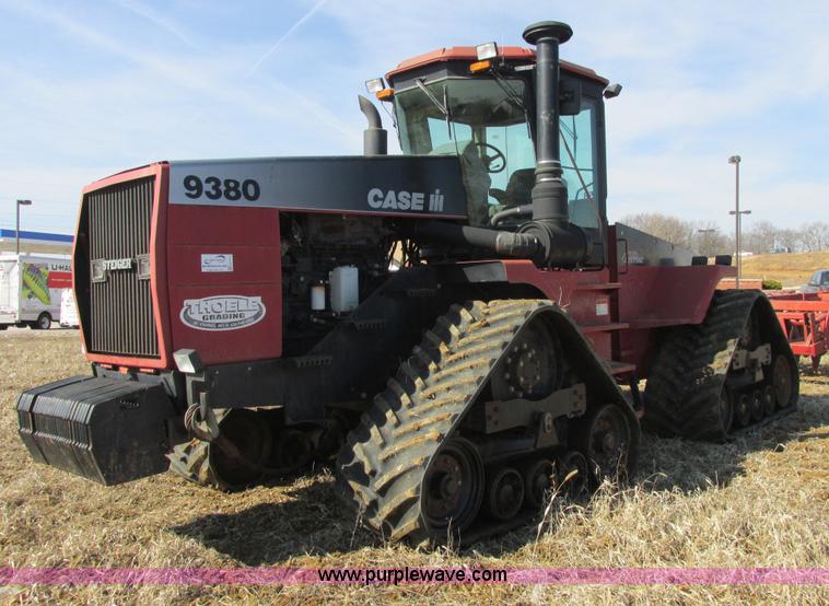 image for item H7713 2000 Case IH 9380 Steiger 4WD Quadtrac tractor