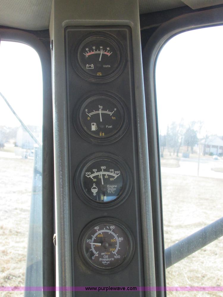 image for item H7713 2000 Case IH 9380 Steiger 4WD Quadtrac tractor