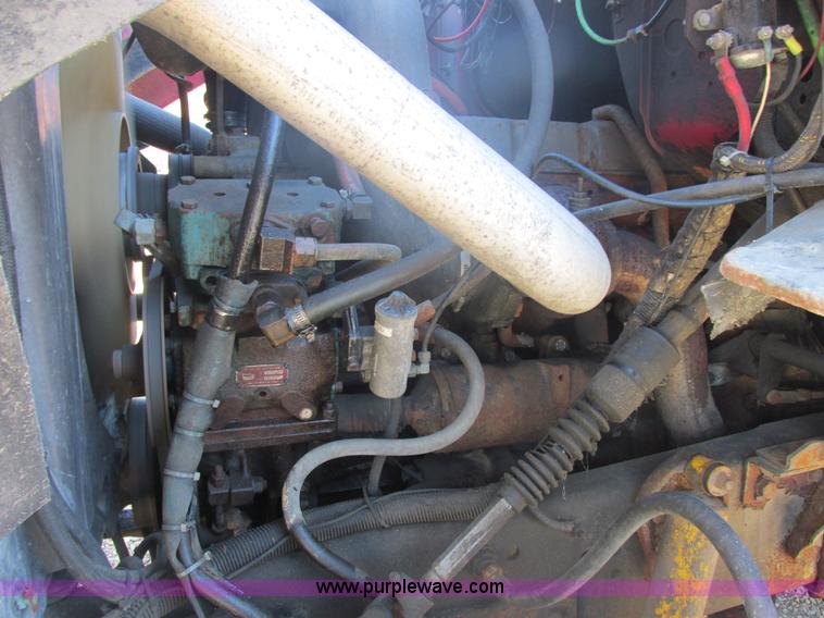 image for item H7717 1989 Ford LN8000 dump truck