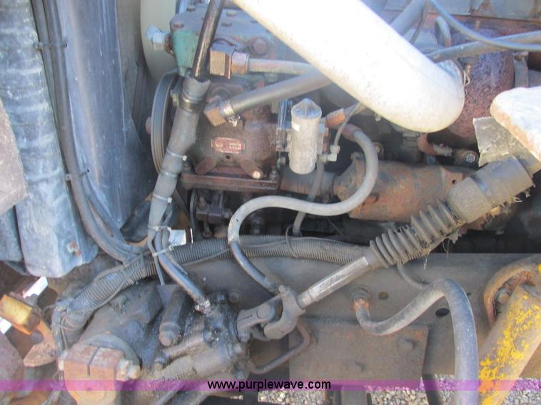 image for item H7717 1989 Ford LN8000 dump truck