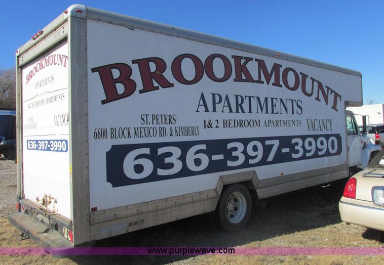 image for item H7718 1989 International 1654LP box truck