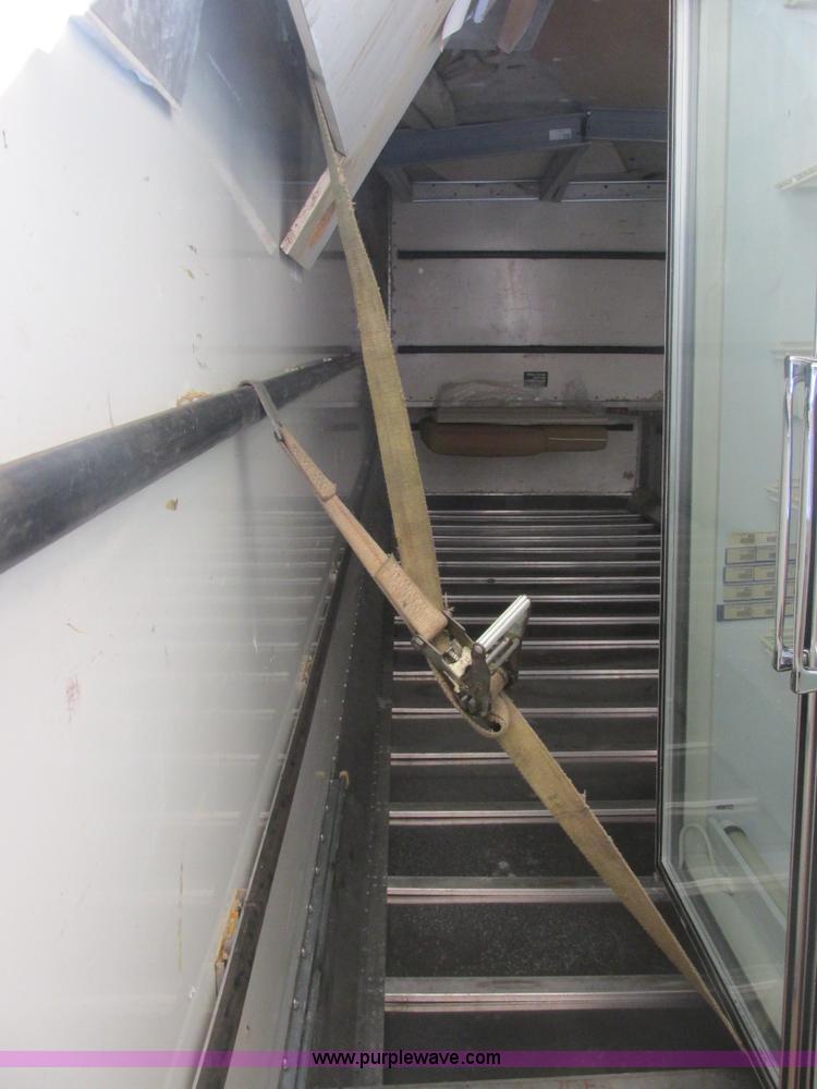 image for item H7718 1989 International 1654LP box truck